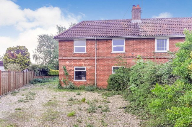 10 Rectory Close, Coltishall, NR12 7HJ 3