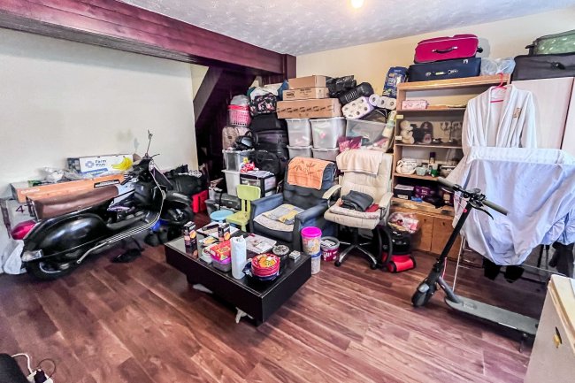 221 Beam Avenue, Dagenham, Essex, RM10 9BP 3