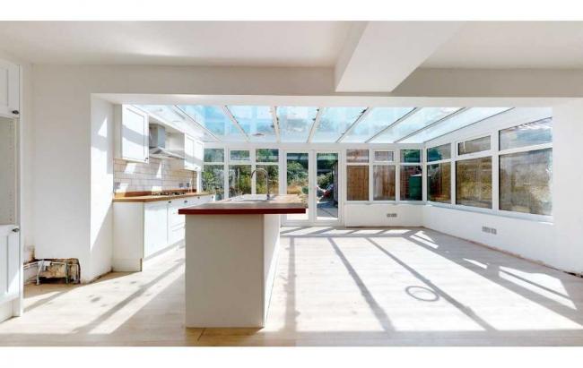 93 Hemel Hempstead Road, Redbourn, St Albans, Hertfordshire AL3 7NN 1