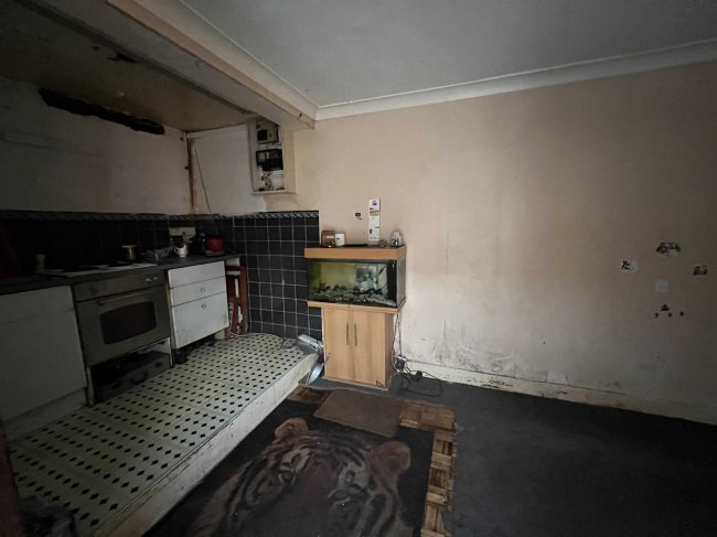 83 & 83A Colworth Road, Leytonstone, E11 1JA 5