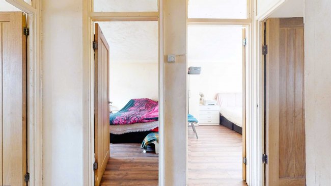 8 Darwin Court, Balaam Street, Plaistow, London, E13 8RB 1