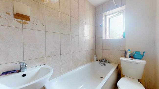 8 Darwin Court, Balaam Street, Plaistow, London, E13 8RB 1