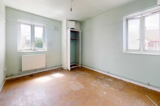 37 Perkins House, Wallwood Street, Poplar, London E14 7AH 6