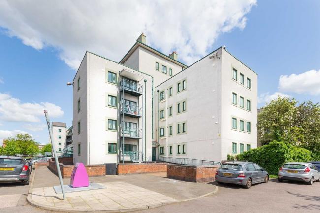 37 Perkins House, Wallwood Street, Poplar, London E14 7AH 6