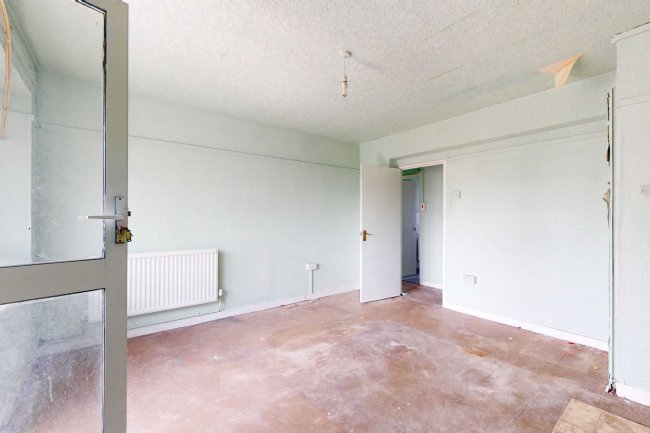 37 Perkins House, Wallwood Street, Poplar, London E14 7AH 6