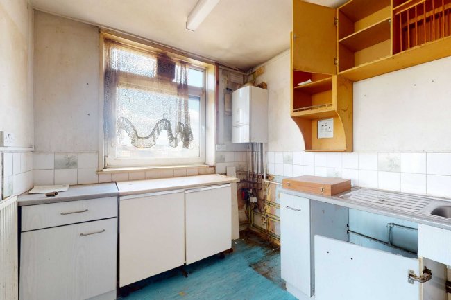 33 Salisbury House, Hobday Street, Poplar, London, E14 6AY 2