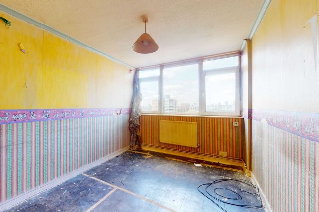 33 Salisbury House, Hobday Street, Poplar, London, E14 6AY 2