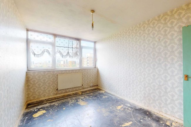 33 Salisbury House, Hobday Street, Poplar, London, E14 6AY 2