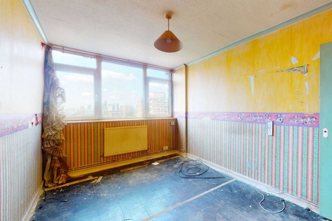 33 Salisbury House, Hobday Street, Poplar, London, E14 6AY 2