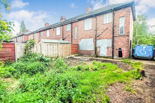 1 Coronation Street, Denton, Manchester, M34 3SF 7
