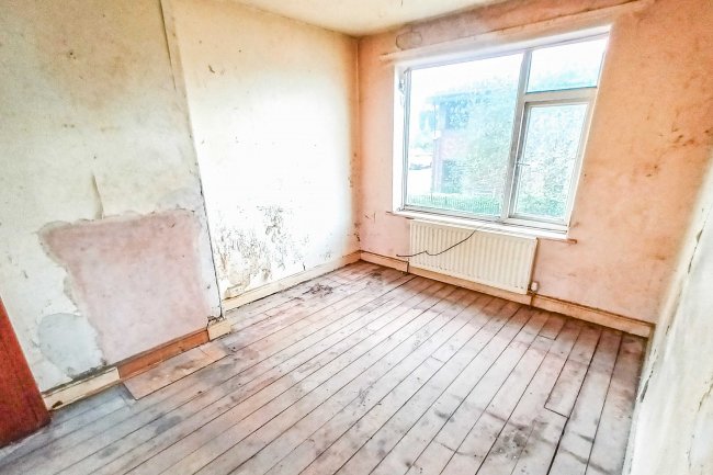 1 Coronation Street, Denton, Manchester, M34 3SF 7