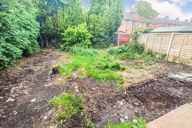 1 Coronation Street, Denton, Manchester, M34 3SF 7