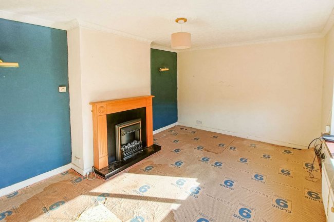 6 Trafford Gardens, Barrow, Clitheroe, Lancashire, BB7 9AX 2