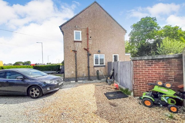 90 Windermere Avenue, Carr Mill, St Helens, Merseyside. WA11 7AJ 1