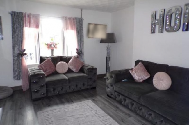 90 Windermere Avenue, Carr Mill, St Helens, Merseyside. WA11 7AJ 1