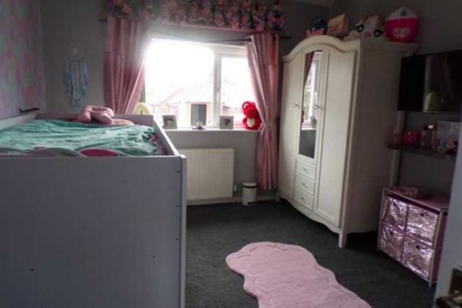 90 Windermere Avenue, Carr Mill, St Helens, Merseyside. WA11 7AJ 1