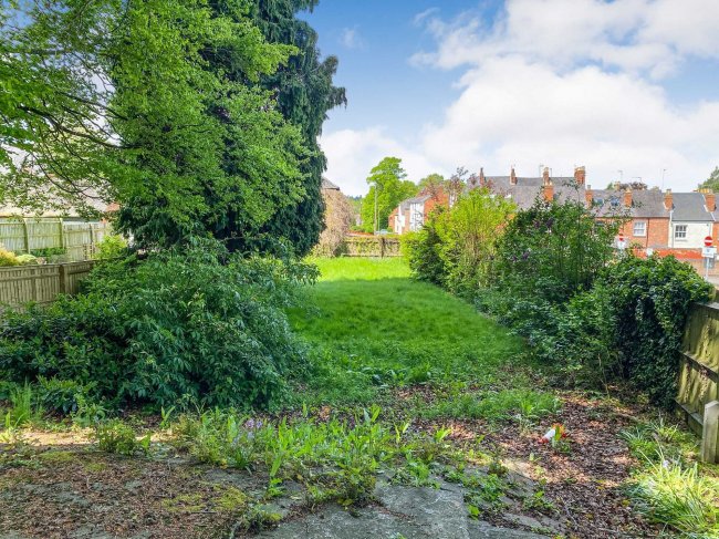 10 Bloxham Road, Banbury, Oxfordshire, OX16 9JN 2