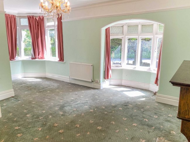 10 Bloxham Road, Banbury, Oxfordshire, OX16 9JN 2