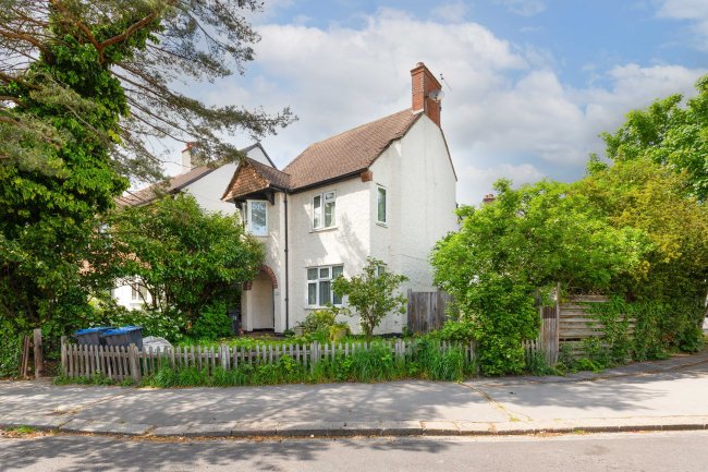 221 Harrington Road, South Norwood, London, SE25 4NN 3