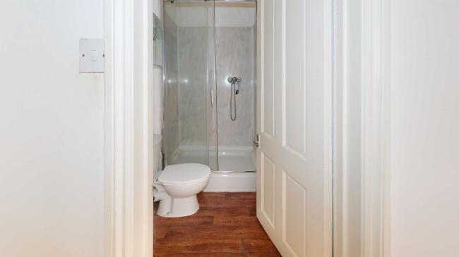 490 Romford Road, Forest Gate, London, E7 8AP 10