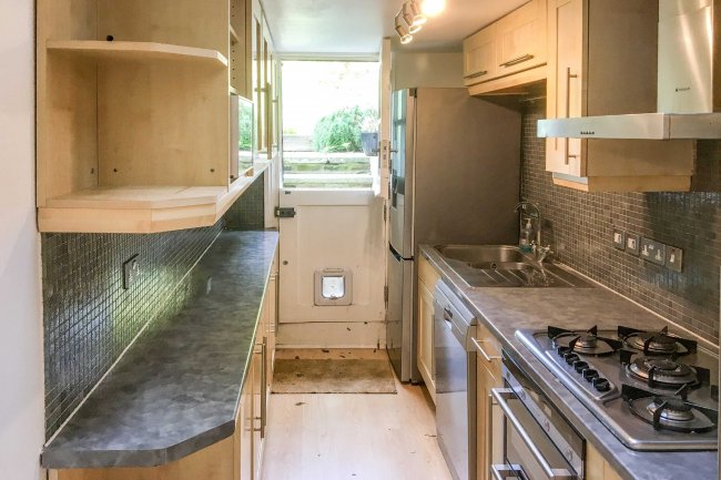 Flat A, 16 Tyrwhitt Road, Brockley, London, SE4 1QG 5