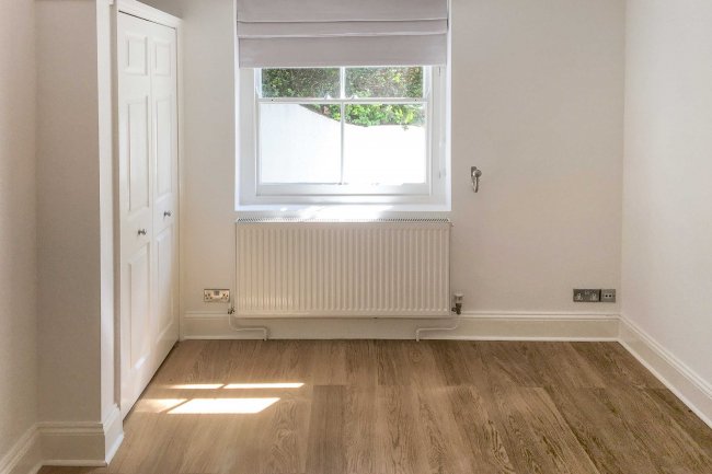 Flat A, 16 Tyrwhitt Road, Brockley, London, SE4 1QG 5