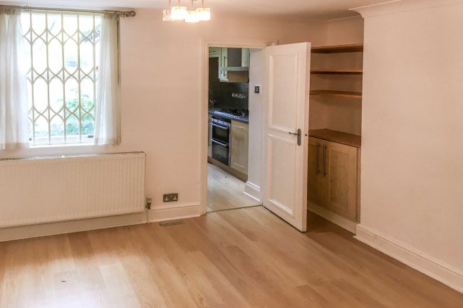 Flat A, 16 Tyrwhitt Road, Brockley, London, SE4 1QG 5