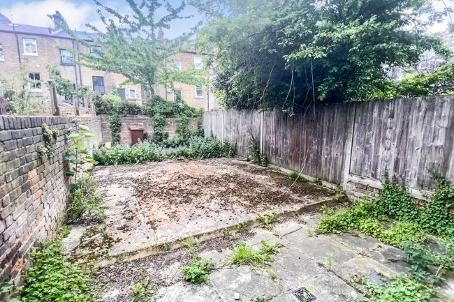 6A & 6B Grace's Road, Camberwell, London, SE5 8PA 7