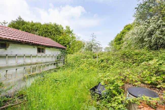 The Bungalow, North End Lane, Orpington, Kent, BR6 7HQ 8