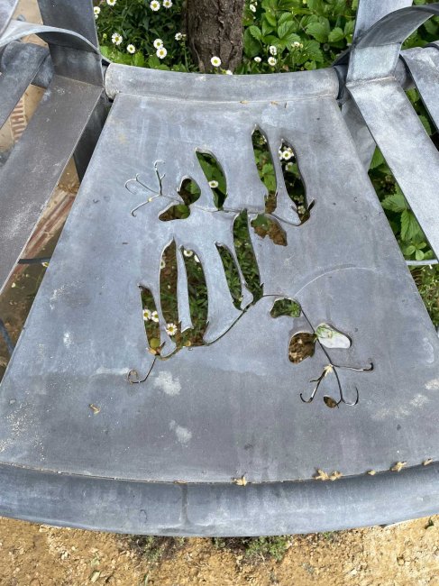 Charity Auction Lot: bespoke tree seat, as featured at RHS Chelsea Flower Show 2023

 2