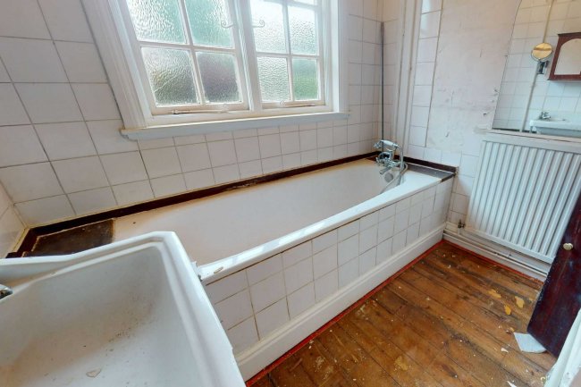 East House, 69 Stanmore Hill, Stanmore, Middlesex, HA7 3DZ 6