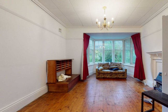 East House, 69 Stanmore Hill, Stanmore, Middlesex, HA7 3DZ 6