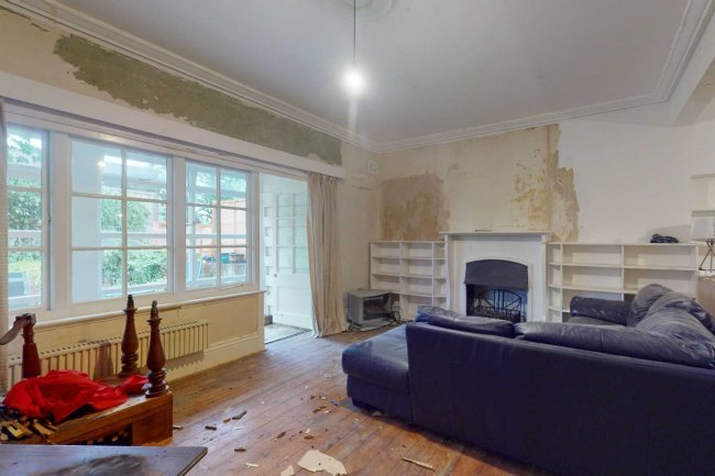 East House, 69 Stanmore Hill, Stanmore, Middlesex, HA7 3DZ 6