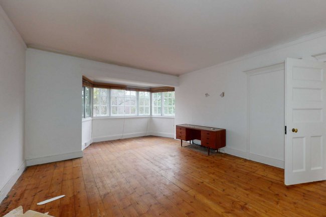 East House, 69 Stanmore Hill, Stanmore, Middlesex, HA7 3DZ 6