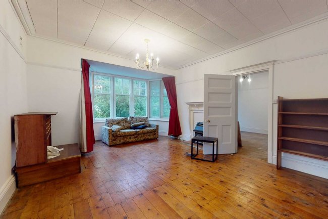 East House, 69 Stanmore Hill, Stanmore, Middlesex, HA7 3DZ 6