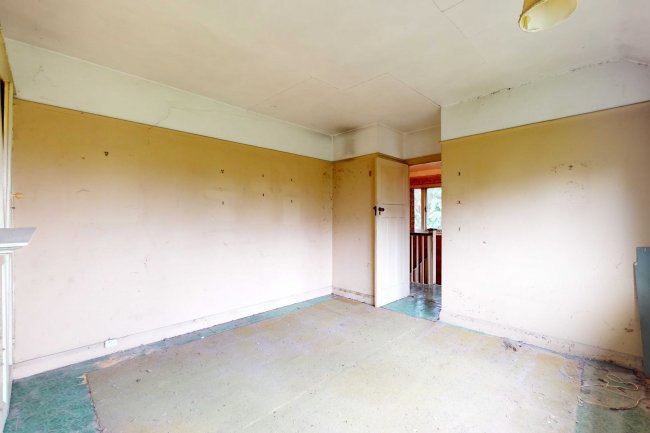 11 The Brandries, Wallington, Surrey, SM6 7NA 6