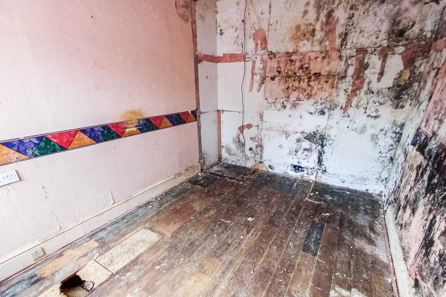 10 Broadholme Lane, Belper, Derbyshire, DE56 2JF 5