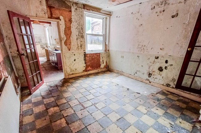 10 Broadholme Lane, Belper, Derbyshire, DE56 2JF 5