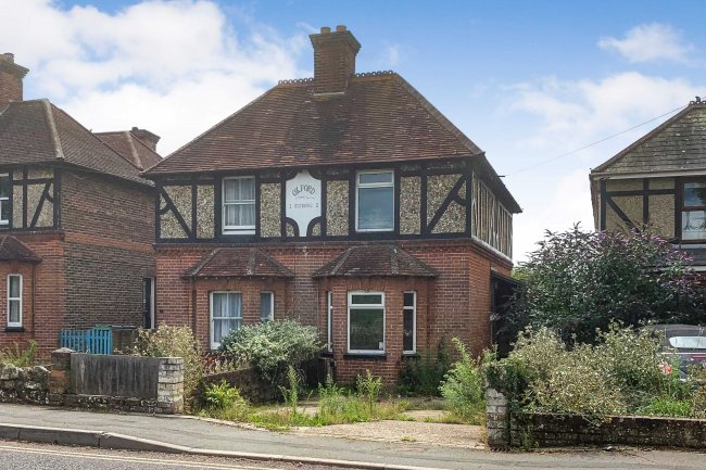 2 Oxford Cottages, Nettlestone Hill, Seaview, Isle of Wight, PO34 5DP 4