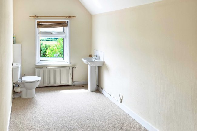 2 Oxford Cottages, Nettlestone Hill, Seaview, Isle of Wight, PO34 5DP 4