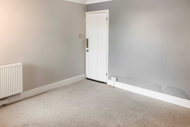 2 Oxford Cottages, Nettlestone Hill, Seaview, Isle of Wight, PO34 5DP 4