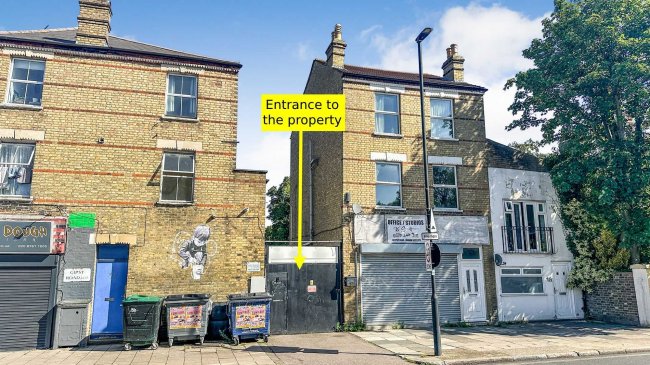 1C and 1D Gipsy Road, London SE27 9TD 10