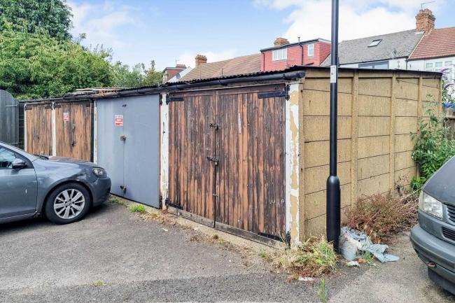 Former Garages at Wauthier Close, London, N13 5HU 9