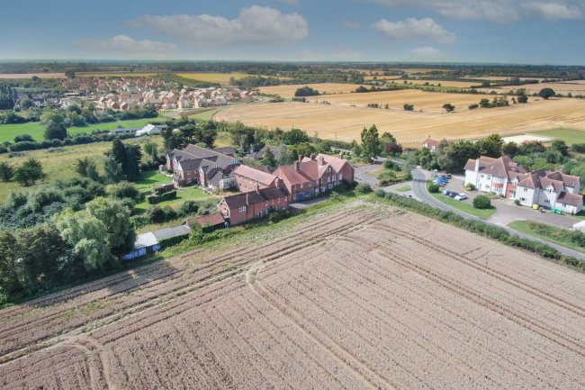 Knightswood Centre, Steeple Road, Southminster CM0 7BD 10