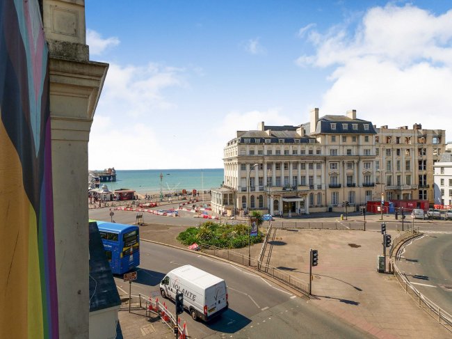 31 Old Steine Street, Brighton, BN1 1EL 3