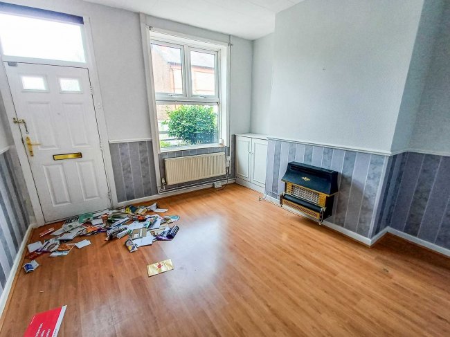 40 Harley Road, Sale, Greater Manchester, M33 7FP 7