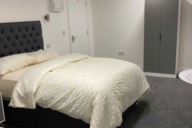 Etrop Grange Hotel, Thorley Lane, Manchester M90 4EG 6