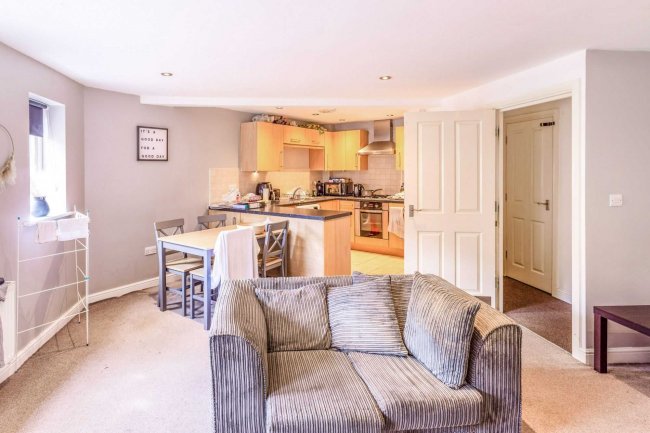 Flat 1, 3 Woodcote Fold, Oakworth, Keighley, BD22 0QG 9