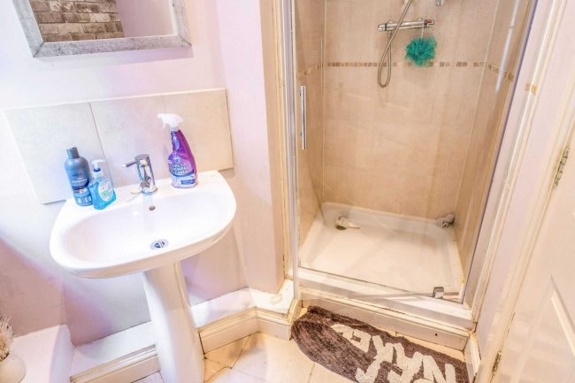 Flat 1, 3 Woodcote Fold, Oakworth, Keighley, BD22 0QG 9