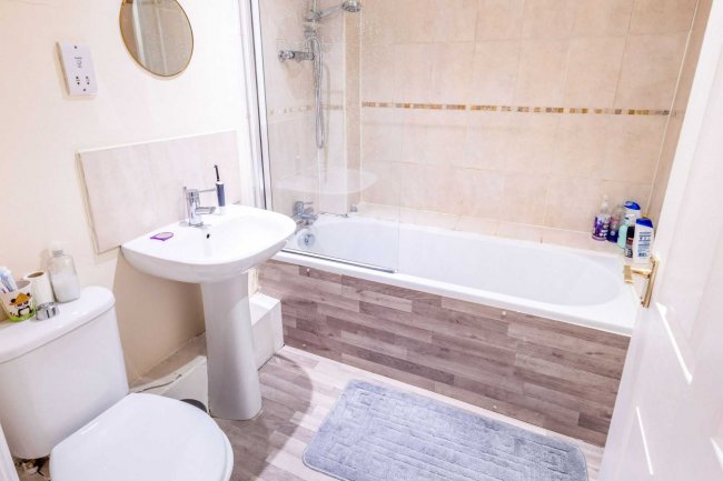 Flat 1, 5 Woodcote Fold, Oakworth, Keighley, BD22 0QG 10